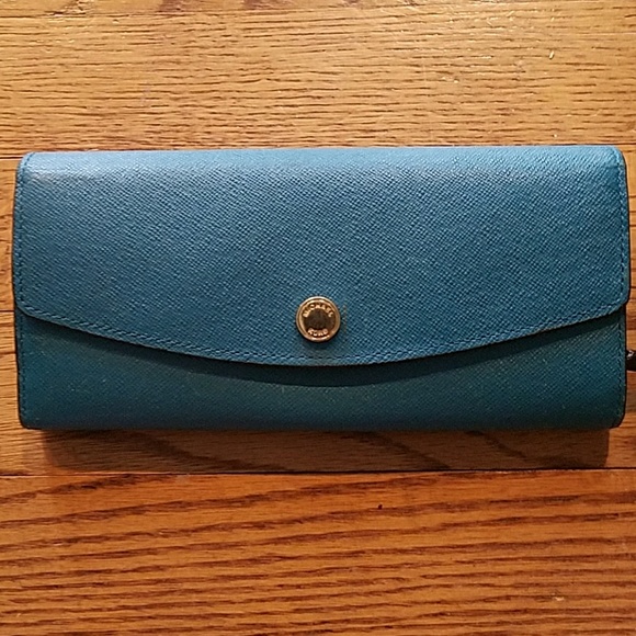 Michael Kors Handbags - Michael Kors Wallet